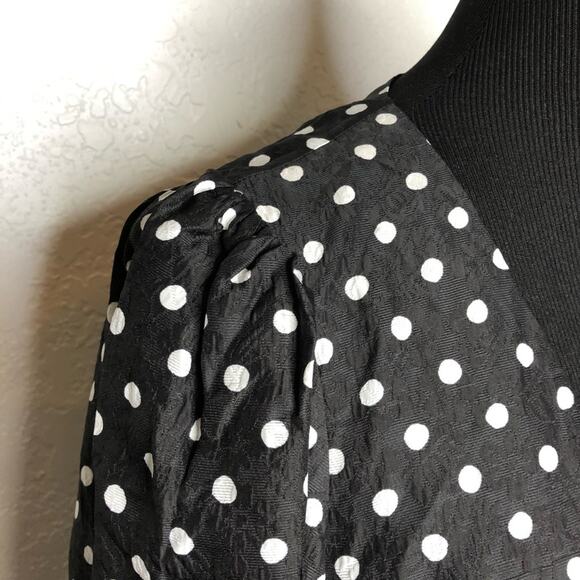 Kate Spade black white polka dot silk blend v neck top size 8 - Picture 6 of 14